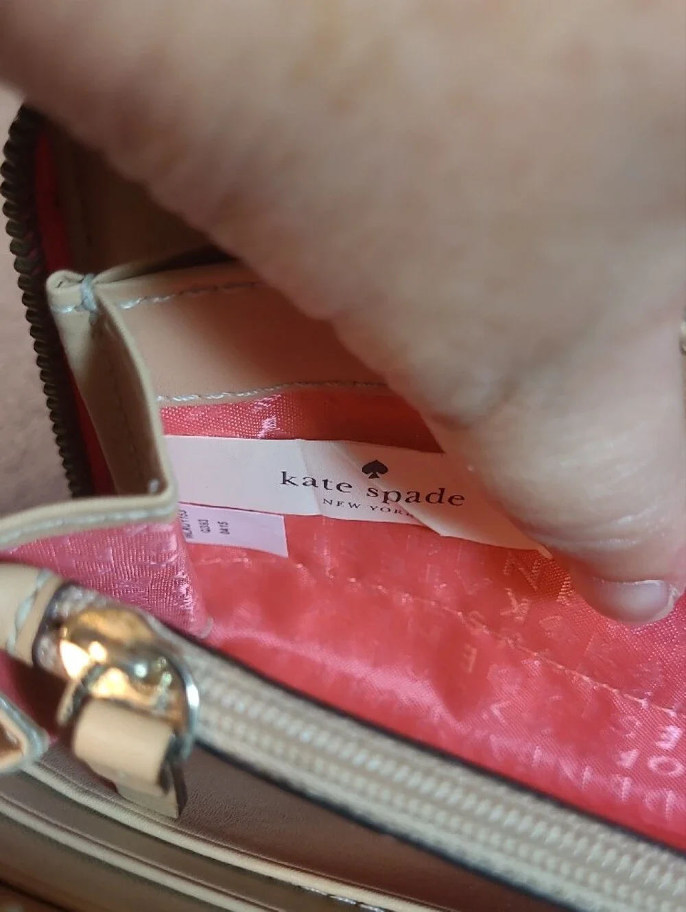 Kate Spade New York Neda From Wellesley Coral Pink Zip-around Leather Wallet
